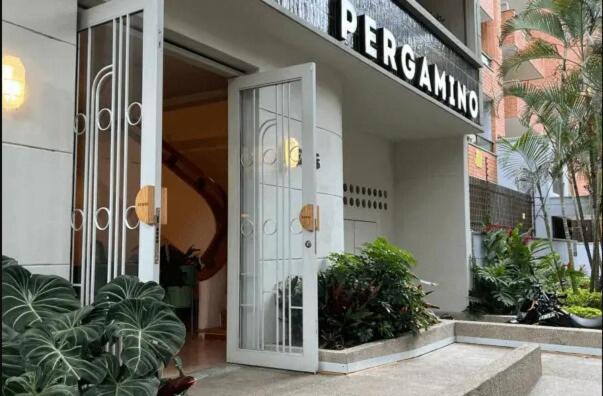Acogedor En Laureles * Medellín